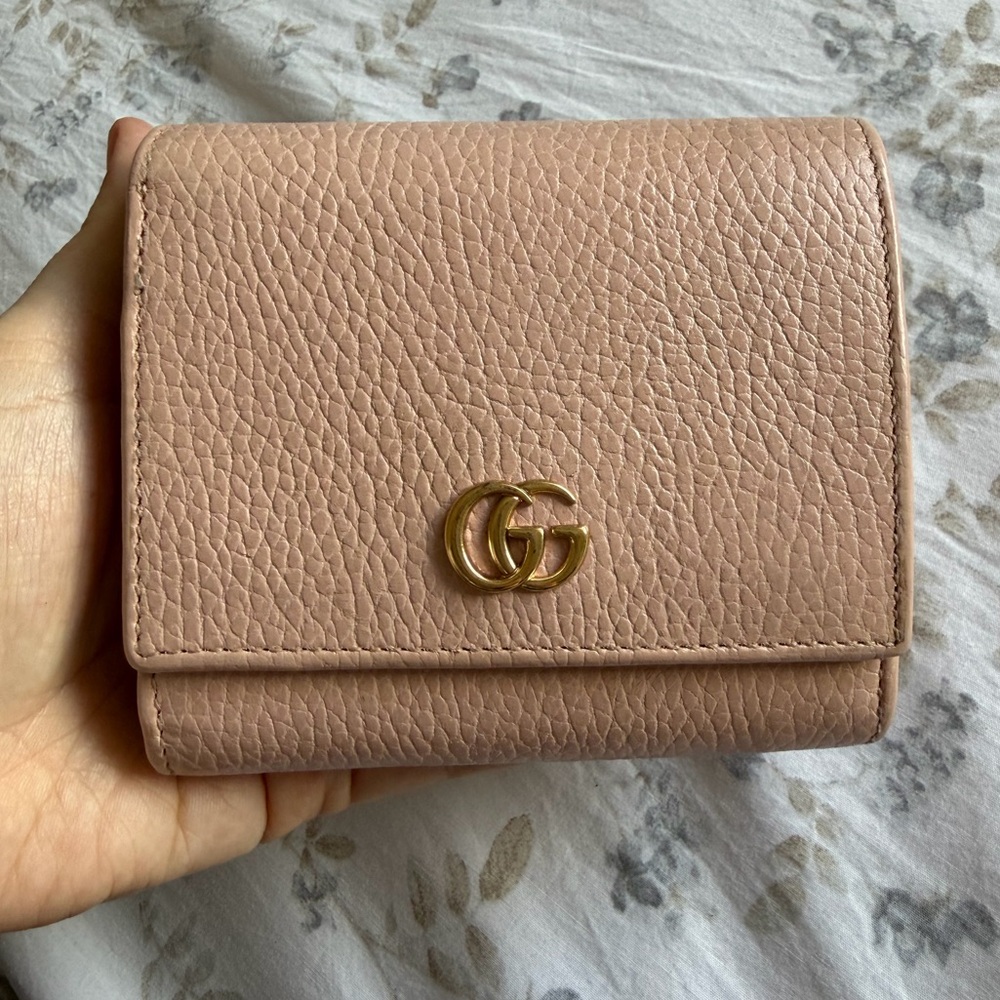 Authentic Gucci GG Marmont Blush Pink Leather Compact Wallet - Picture 3 of 17